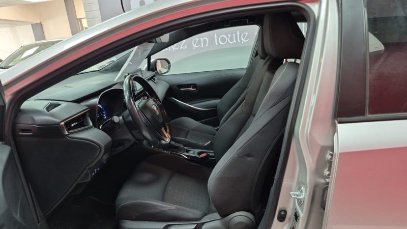 TOYOTA COROLLA BERLINE HYBRIDE 122cv DYNAMIC BUSINESS/1 ERE MAIN/TVA RECUPERABLE