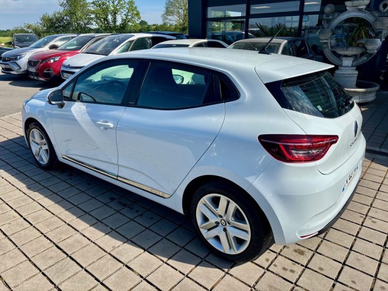 RENAULT CLIO V 1.6 E-TECH 140CH ZEN 