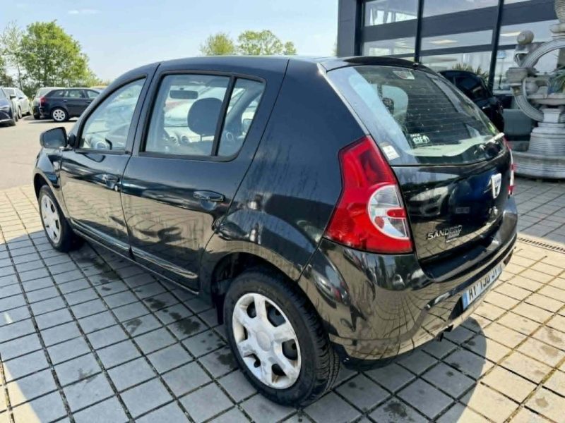 DACIA SANDERO BLACK LINE 1.5L DCI 70CH