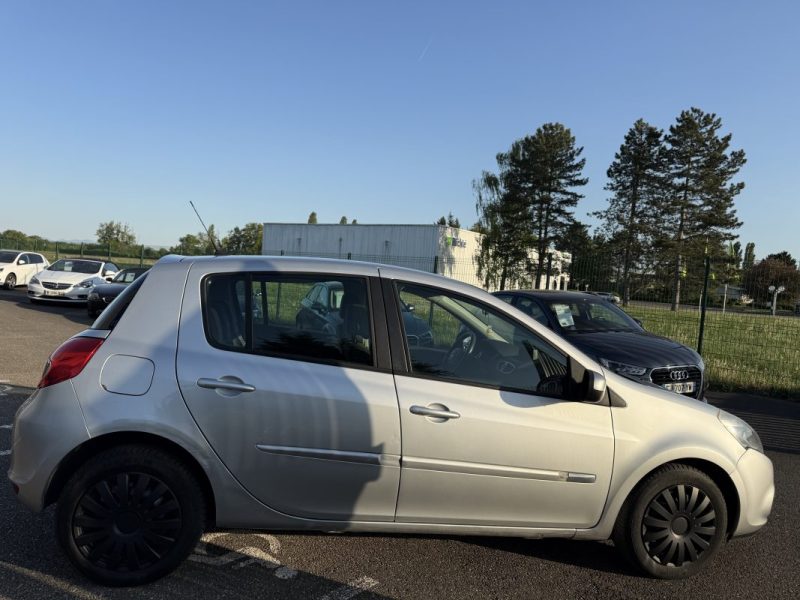 Renault Clio III 1.2 100ch Expression CLIM 