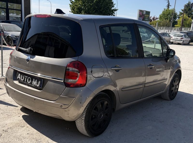 RENAULT MODUS 1.5 DCI 85 DYNAMIQUE QUICKSHIFT 2009