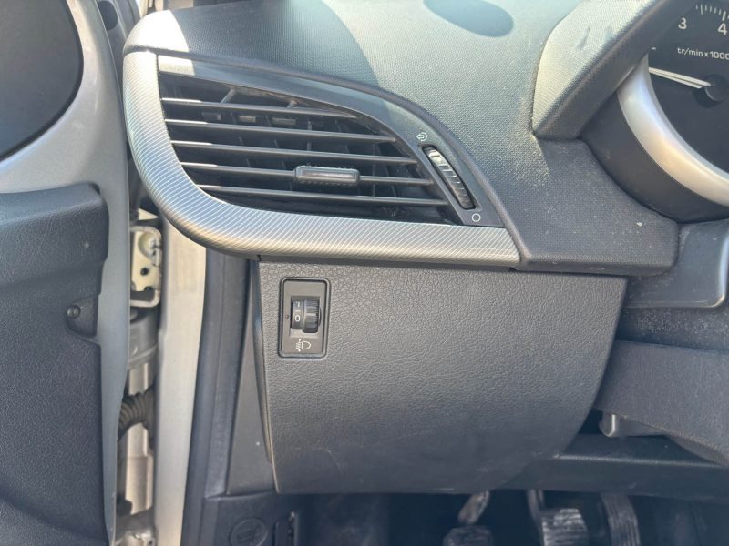 PEUGEOT 207 1.4E URBAN 2006