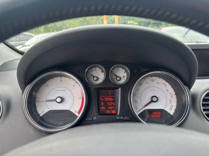 PEUGEOT 308 1.6 HDI 92 PREMIUM PACK 2011