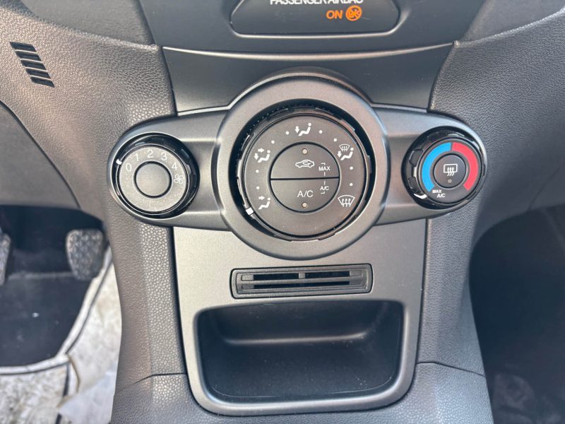 FORD FIESTA VI (CB1, CCN) 1.3 1.25 (60CH) 2013