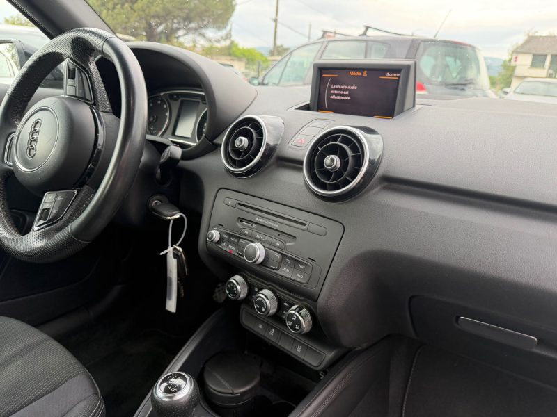 AUDI A1 1.4 TFSI 122CH S-LINE GARANTIE 1ERE MAIN 