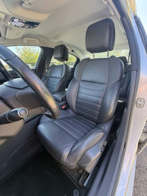 PEUGEOT 508 2.0 hdi 163ch FELINE SIÈGES CHAUFFANT/ COFFRE ÉLECTRIQUE / FEUX LED