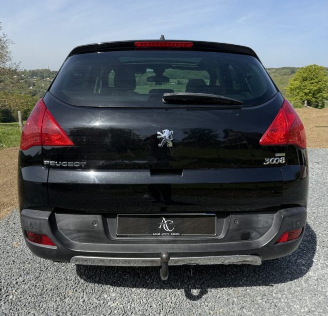 PEUGEOT 3008 1.6 e-hdi 115ch ALLURE AFFICHAGE TÊTE HAUTE/ TOIT PANORAMIQUE / BLUETOOTH