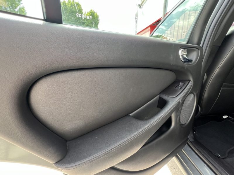 JAGUAR X-TYPE 3.0L V6 SPORT BVA 234CH - GARANTIE 6 MOIS 