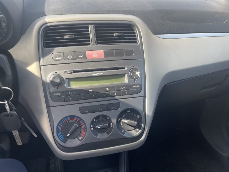 FIAT PUNTO DYNAMIC 1.2 65CV 93 000KMS PREMIERE CT OK CLIM GARANTIE