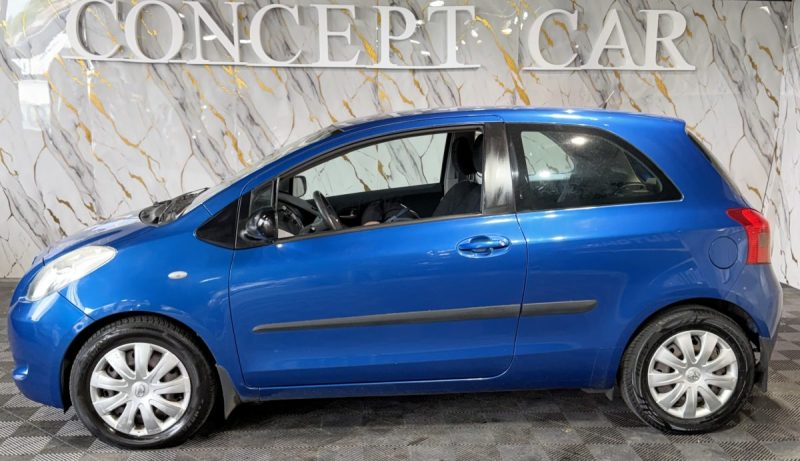 TOYOTA YARIS 1.3 VVT_ISOL 2007 - 80 324Kms - Premier Main - Parfait Etat - Suivit toyota