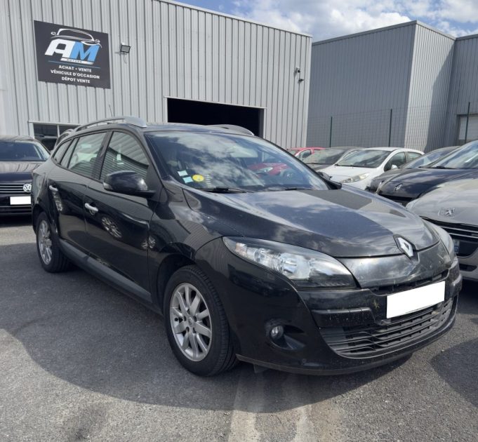 RENAULT MEGANEIII ESTATE 1.5 DCI 110CH FAP AUTHENTIQUE ECO² 2011 GARANTIE 