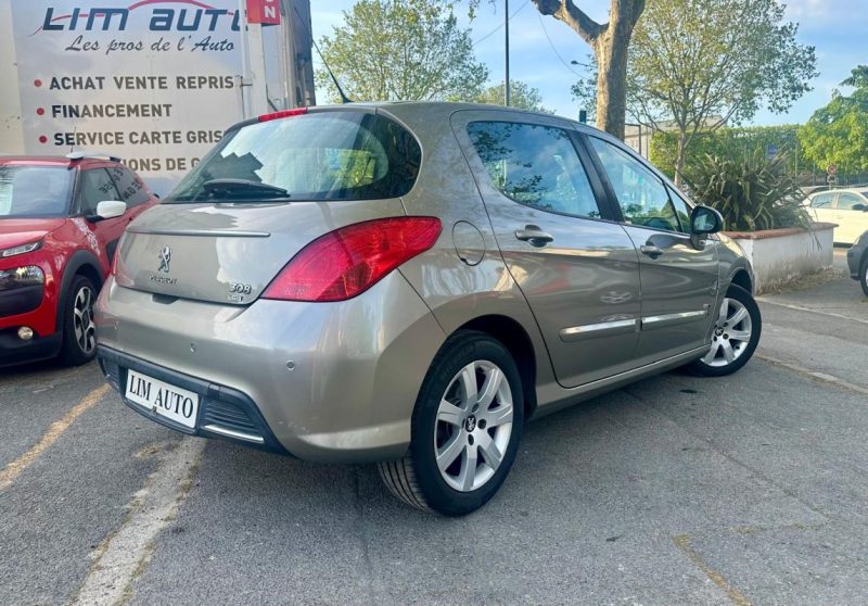 PEUGEOT 308 1.6 e-HDI 115 STYLE  