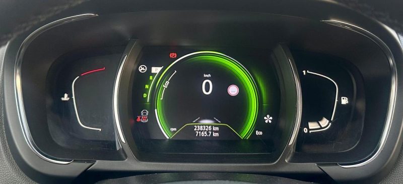 RENAULT GRAND SCENIC IV 1.6 DCI 160 Initiale Paris EDC 