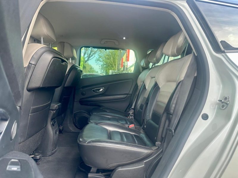RENAULT GRAND SCENIC IV 1.6 DCI 160 Initiale Paris EDC 