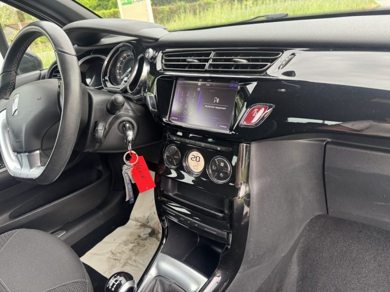 DS DS3 CABRIOLET 1.2 110CH SO CHIC 