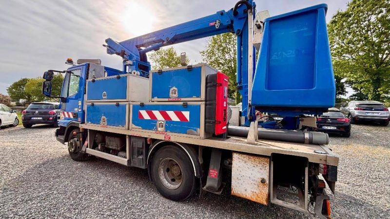 IVECO ML100E18K PORTEUR EUROCARGO 100E18 NACELLE 14 METRES 4X2 2010