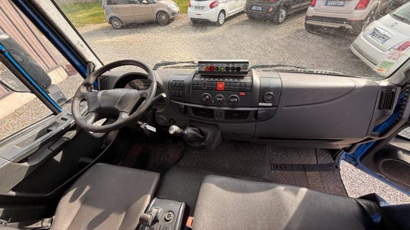 IVECO ML100E18K PORTEUR EUROCARGO 100E18 NACELLE 14 METRES 4X2 2010