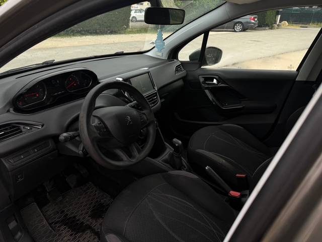 PEUGEOT 208 1.0 VTI 70 CV ACTIVE 5 PORTES ENTRETIEN DISTRIBUTION OK FAIBLE KILOMÉTRAGE 2015