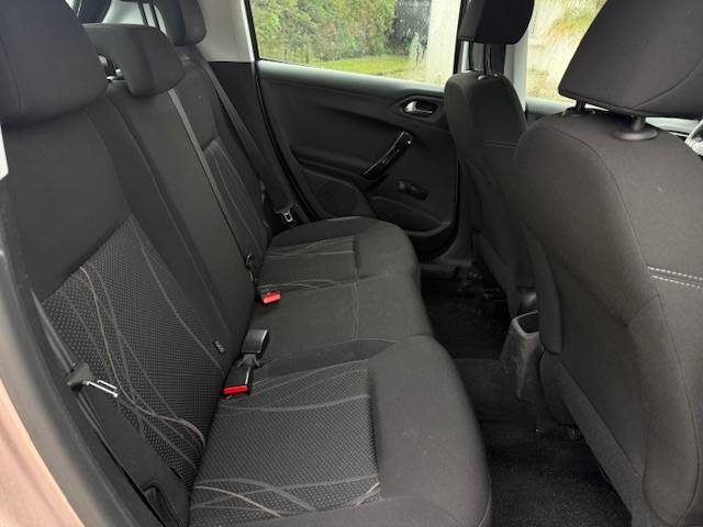 PEUGEOT 208 1.2 VTI 82 CV ACTIVE 5 PORTES ENTRETIEN DISTRIBUTION OK 2012