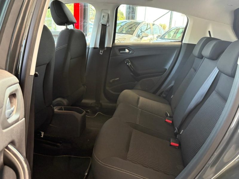 🚗 PEUGEOT 208 1.6 BLUEHDI 100ch ♨️Sièges chauffants❄️Climatisation📱 Bluetooth