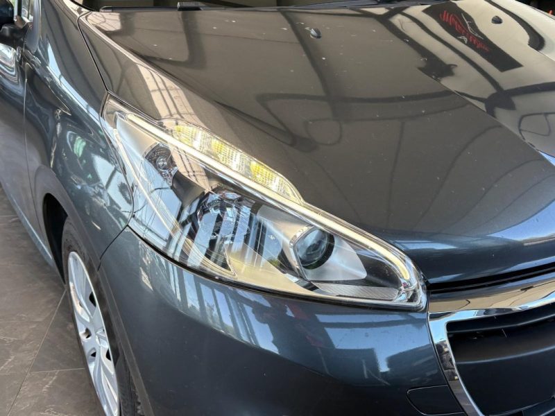 🚗 PEUGEOT 208 1.6 BLUEHDI 100ch ♨️Sièges chauffants❄️Climatisation📱 Bluetooth