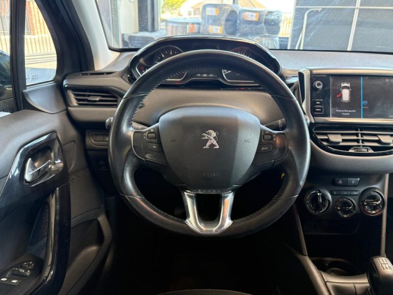 🚗 PEUGEOT 208 1.6 BLUEHDI 100ch ♨️Sièges chauffants❄️Climatisation📱 Bluetooth