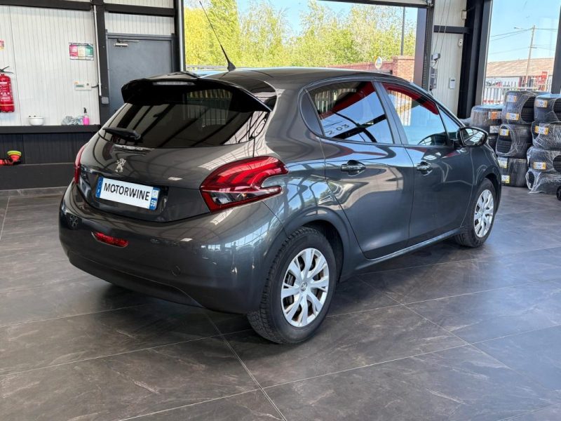 🚗 PEUGEOT 208 1.6 BLUEHDI 100ch ♨️Sièges chauffants❄️Climatisation📱 Bluetooth