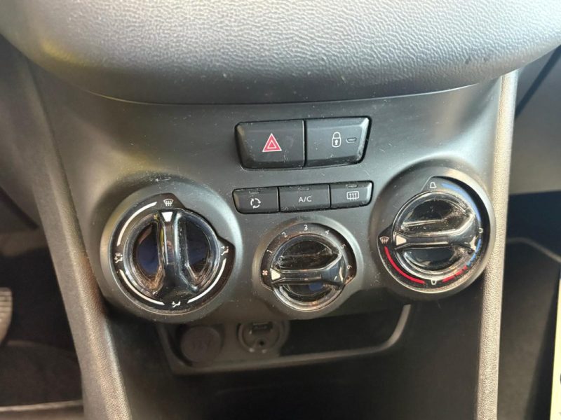 🚗 PEUGEOT 208 1.6 BLUEHDI 100ch ♨️Sièges chauffants❄️Climatisation📱 Bluetooth