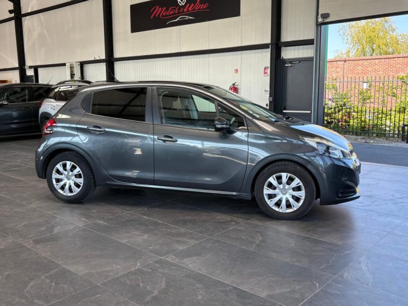 🚗 PEUGEOT 208 1.6 BLUEHDI 100ch ♨️Sièges chauffants❄️Climatisation📱 Bluetooth