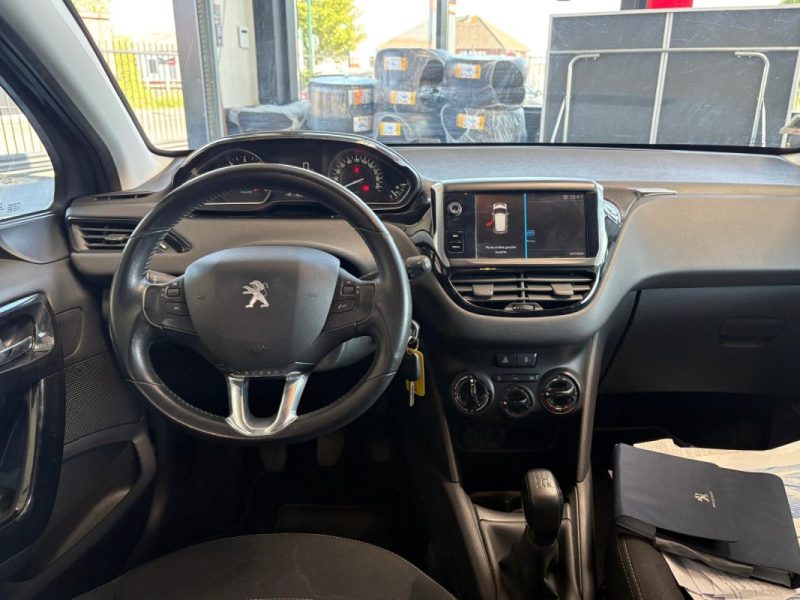 🚗 PEUGEOT 208 1.6 BLUEHDI 100ch ♨️Sièges chauffants❄️Climatisation📱 Bluetooth