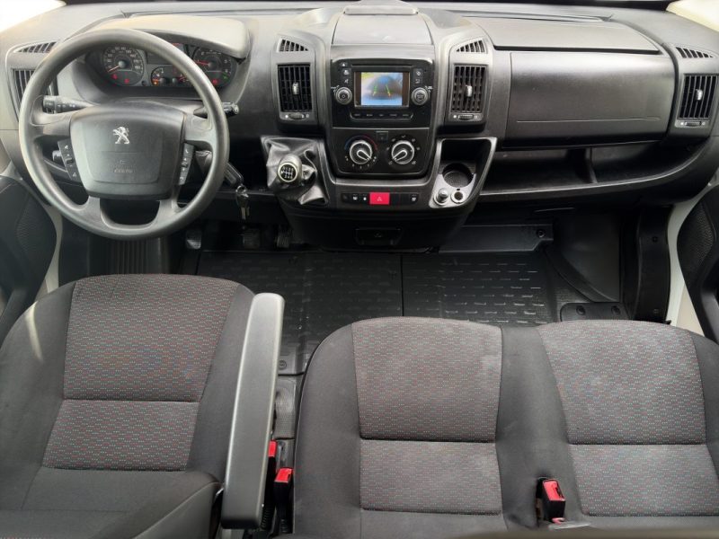 PEUGEOT BOXER 2.0 BlueHDI 110 cv L2H2 Cabine Approfondie Pro / 7 places / Attelage
