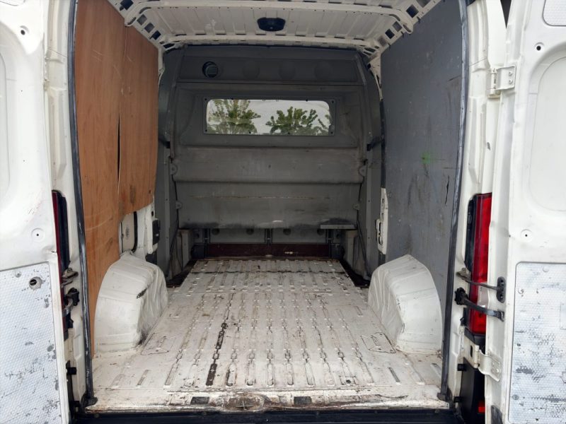 PEUGEOT BOXER 2.0 BlueHDI 110 cv L2H2 Cabine Approfondie Pro / 7 places / Attelage