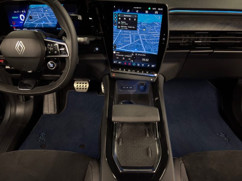 RENAULT RAFALE ESPRIT ALPINE 1.2 E-TECH FULL HYBRID 200 Cv / 1ERE MAIN 3.300 Kms - GARANTIE 1 AN