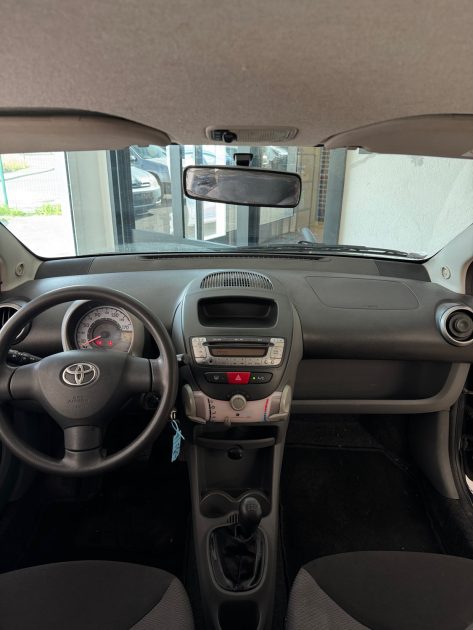 TOYOTA AYGO 1.0I VVT-I 68cv - 120500km - Embrayage Changé Récemment et Révisée - Garantie 12 mois
