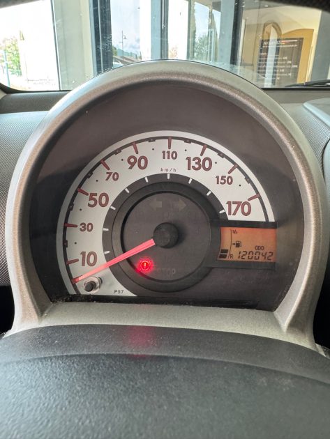 TOYOTA AYGO 1.0I VVT-I 68cv - 120500km - Embrayage Changé Récemment et Révisée - Garantie 12 mois