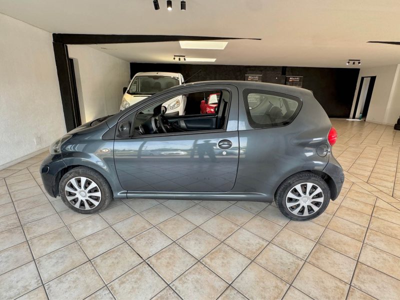 TOYOTA AYGO 1.0I VVT-I 68cv - 120500km - Embrayage Changé Récemment et Révisée - Garantie 12 mois