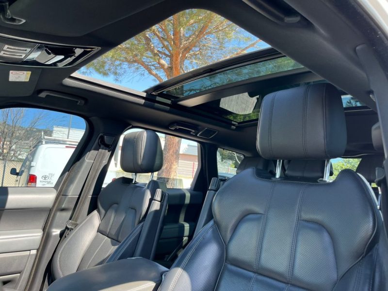 LAND ROVER RANGSPORT SDV6 3.0 306CH AUTOBIOGRAPHY 2015