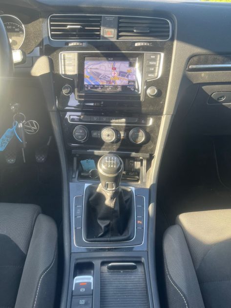 Volkswagen Golf 7 2.0 TDI 150 CH Carat Garantie