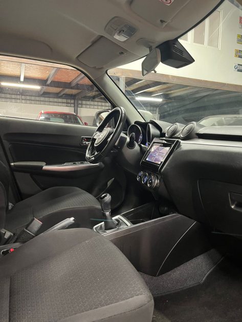 MAGNIFIQUE SUZUKI SWIFT DUALJET 1.2i HYBRID 83CH (SIÈGES CHAUFFANTS,ÉCRAN MULTIMÉDIA)⭐️⭐️⭐️⭐️⭐️