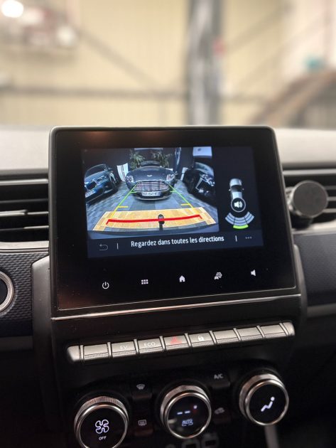 MAGNIFIQUE RENAULT ARKANA EVOLUTION 1.6 145CH HYBRIDE (APPLE CARPLAY, CAMÉRA DE RECUL, ATTELAGE)