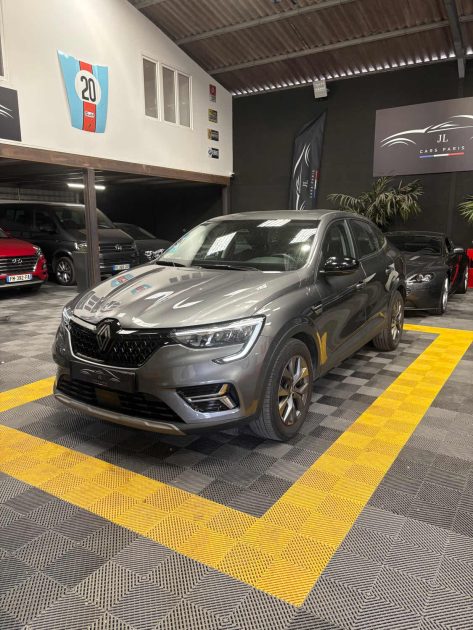 MAGNIFIQUE RENAULT ARKANA EVOLUTION 1.6 145CH HYBRIDE (APPLE CARPLAY, CAMÉRA DE RECUL, ATTELAGE)