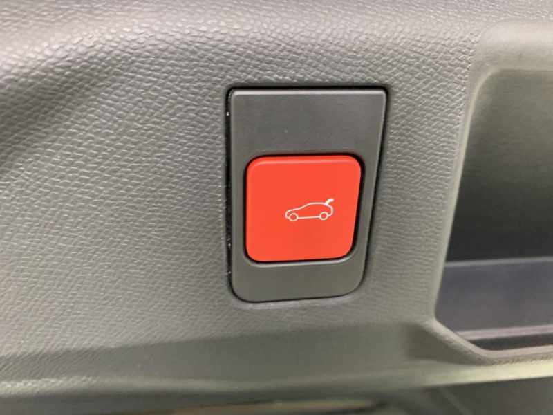 PEUGEOT 5008 HYBRID 145 E-DCS6 GT TOIT OUVRANT 2025