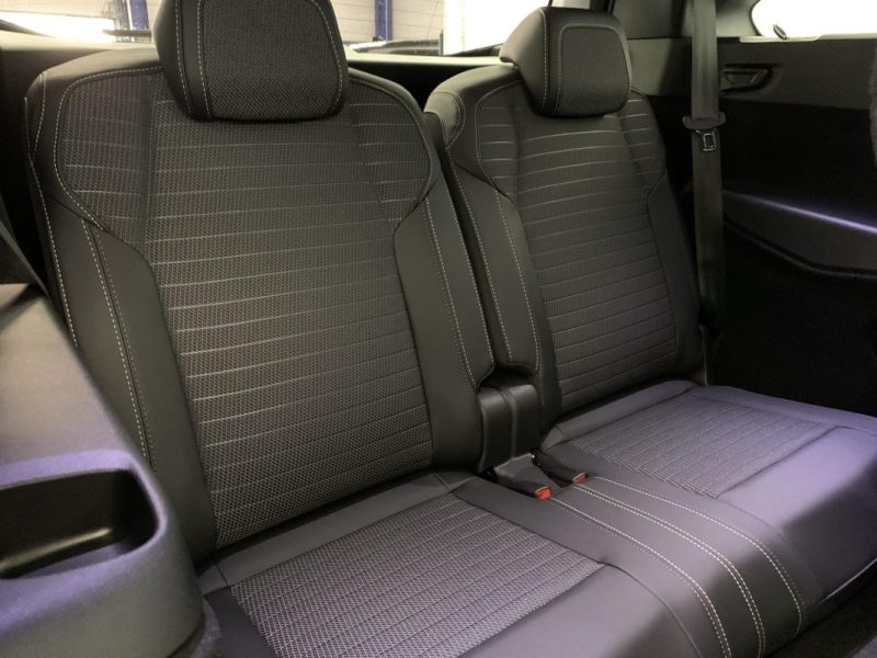 PEUGEOT 5008 HYBRID 145 E-DCS6 GT TOIT OUVRANT 2025