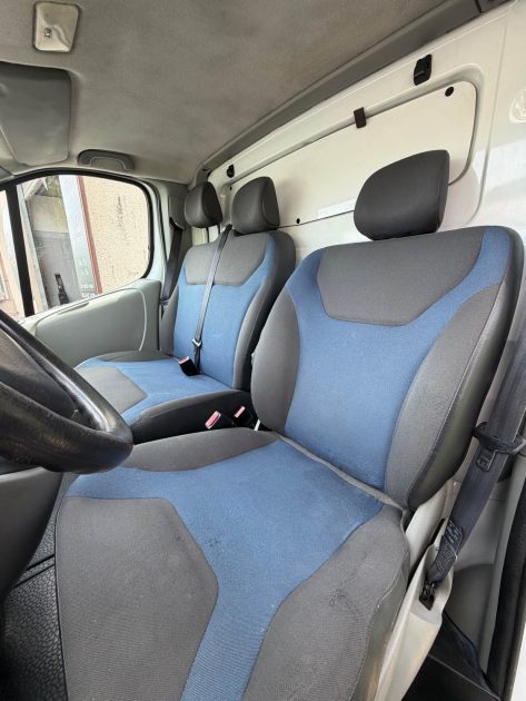 RENAULT TRAFIC CONFORT L1H2 2.0DCI 115 2010