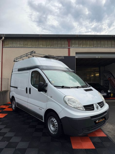 RENAULT TRAFIC CONFORT L1H2 2.0DCI 115 2010