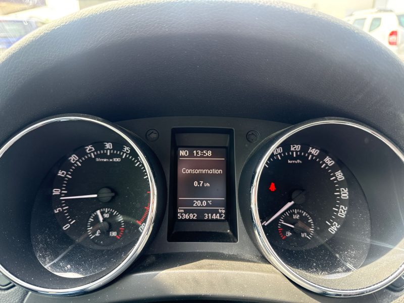 SKODA  YETI  2.0 TDI 110 AMBITION OUTDOOR 4X4 