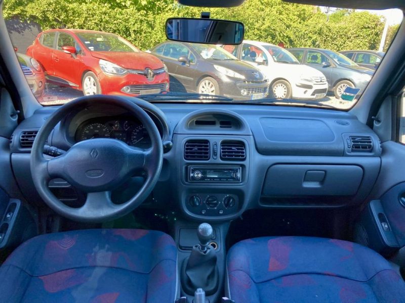 RENAULT CLIO II 1.9L Diesel RTA 65cv / Révisée&Garantie 
