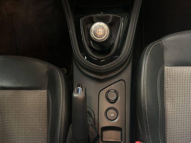 PEUGEOT RCZ 1.6 THP 16V 156CH 