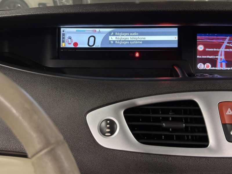 RENAULT GRAND SCENIC 3 III 1.9 DCI 130 Cv 1ERE MAIN / 37 700 Kms ATTELAGE GPS CAMERA - GARANTIE 1 AN