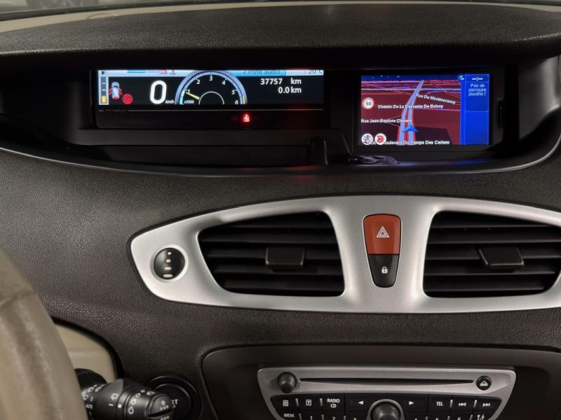 RENAULT GRAND SCENIC 3 III 1.9 DCI 130 Cv 1ERE MAIN / 37 700 Kms ATTELAGE GPS CAMERA - GARANTIE 1 AN